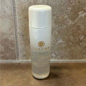 Tatcha The Essence Skincare Boosting Treatment